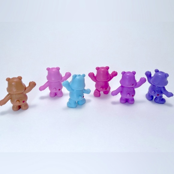 Care Bears Mini Collectible Figurines ❤️ - Picture 2 of 14